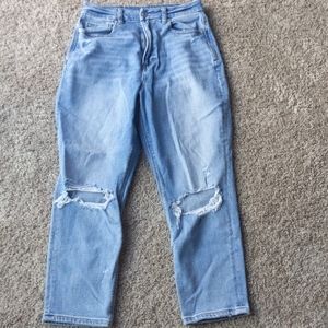 American Eagle Stretch Mom Jeans